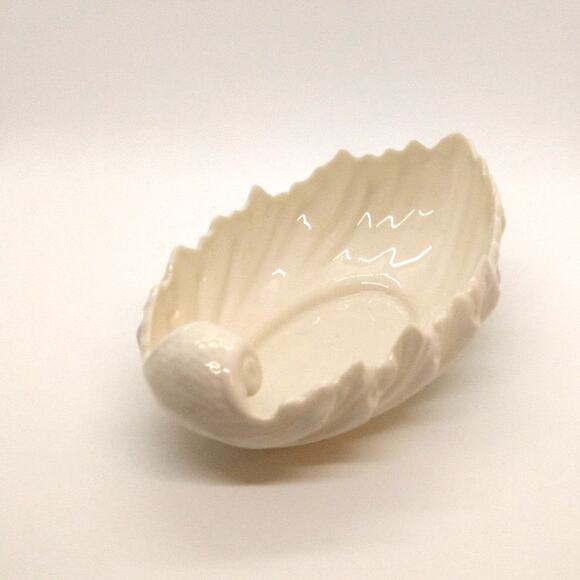 Vintage Lenox Acanthus Leaf Dish Cream Color - Picture 4 of 8